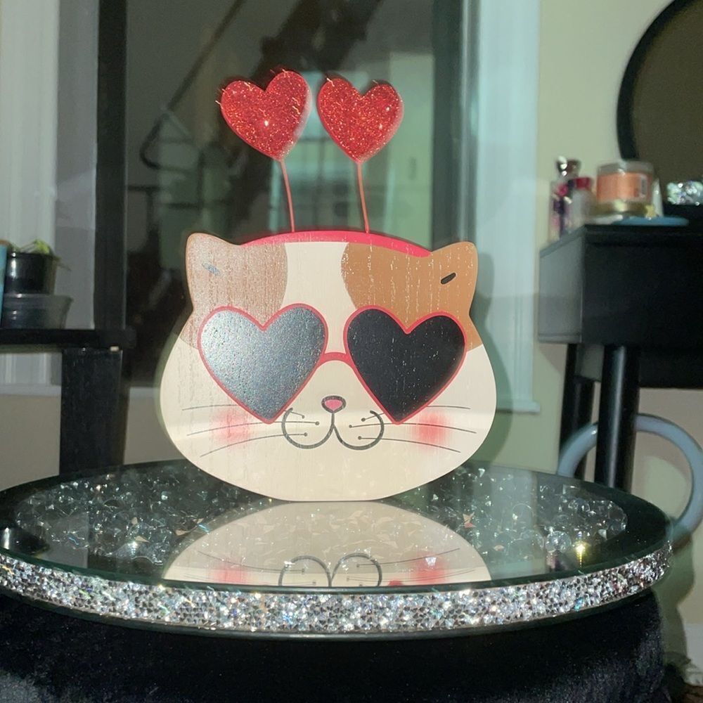 New Eccolo heart valentines themed cat wooden desk office house decoration